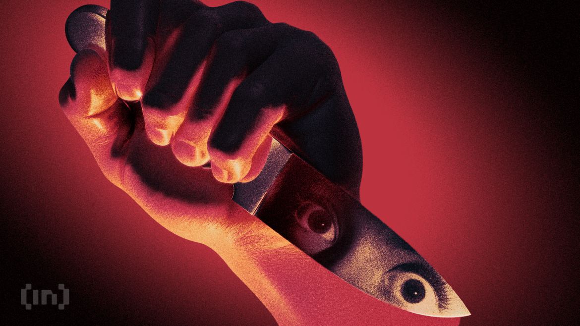 Bitcoin Slips Below $80,000 as Large Holders Exit — But Bounce Signals Are Emerging